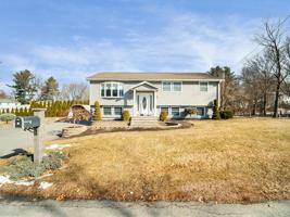9 Grove Ave