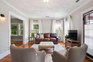70 Lake St