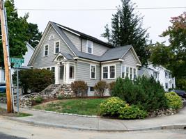 42 Lodge Rd