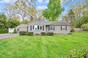 715 Plumtree Rd