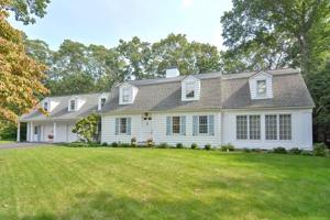 56 Raeburn Dr