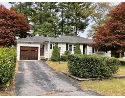 10 Elaine St