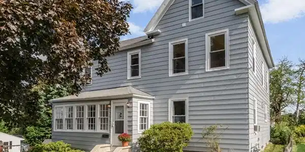 35 Winthrop St