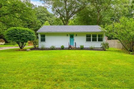 58 New Boston Rd