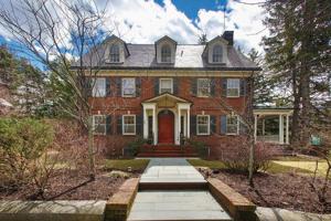 46 Channing Rd