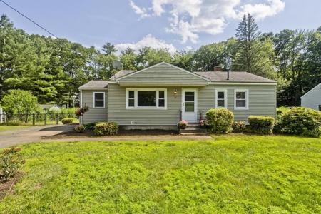 33 S Longyard Rd