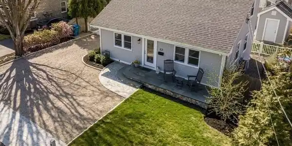53 Montauk St