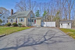 43 Meriam St