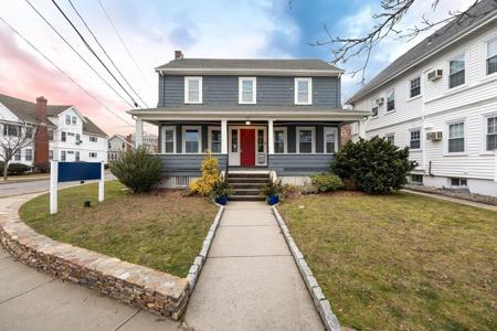 319 Massachusetts Ave