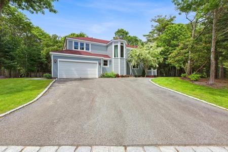 65 River's Edge Road