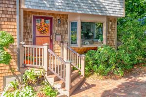 23 Hillside Avenue