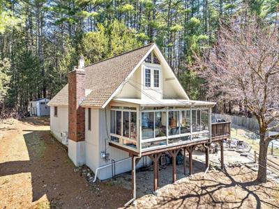 105 Shoreline Dr
