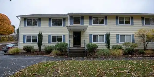 38 Lane Ave
