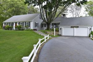 20 Centerboard Ln