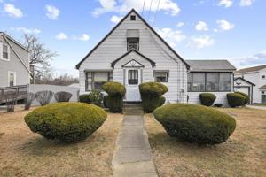 171 Thompson Rd