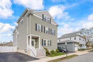 41 Holland St