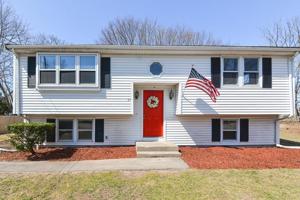 25 Dailey St