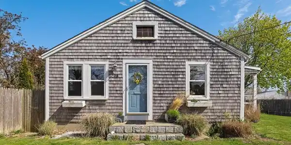 58 Bourne St