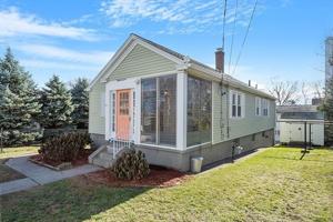27 Winneconnett Rd