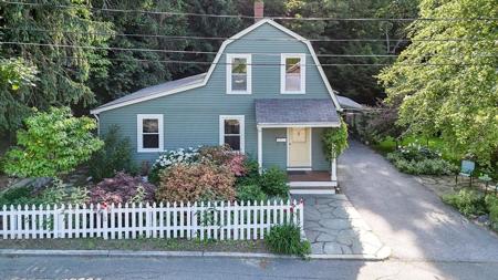 29 Woodland Rd