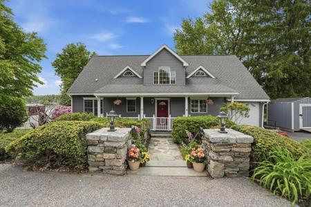 18 Sunset Dr