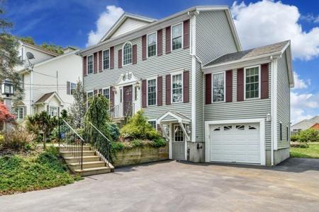 35 Lakeside Drive