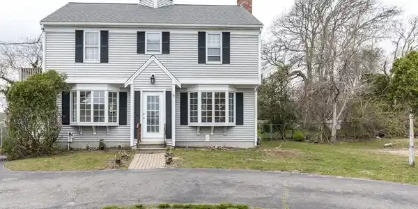 57 Trotting Park Rd