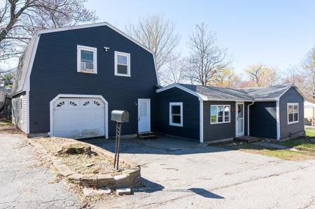16 Meadowbank Rd