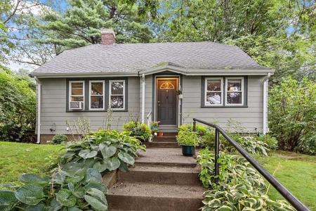 1 Dillaway St