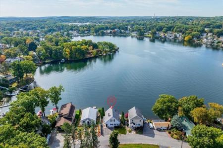 19 Canna Dr