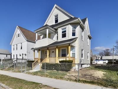 60 Grand St