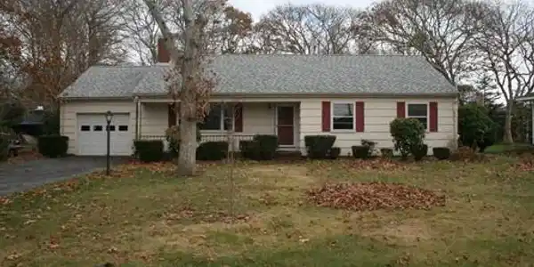 61 Green Harbor Rd