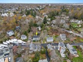 16 Beacon Street