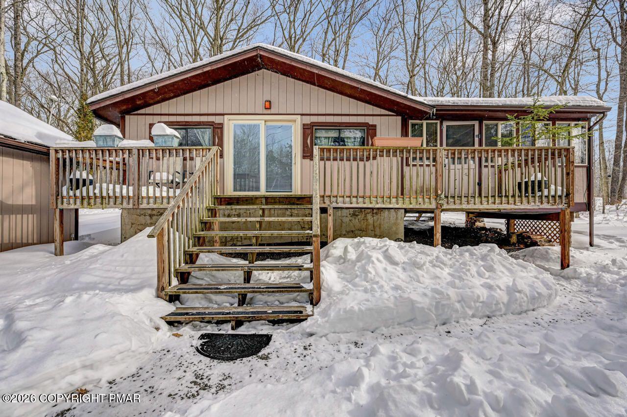 Image 1: 1543 Lake Ln - Pocono Investment Home!