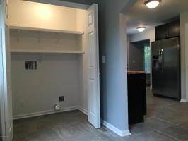 110 Lilac Ln