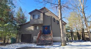603 Clubhouse Dr