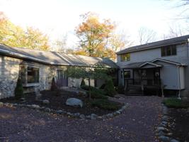 40 Lake Natalie Dr Jj 48
