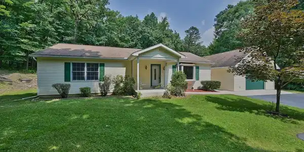 168 Paw Paw Dr