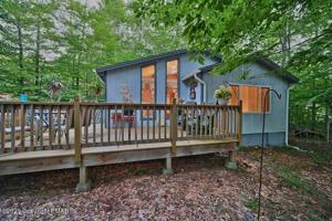6132 Chickasa Dr