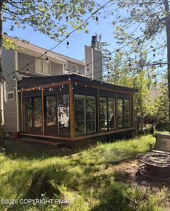 1525 Black Birch Way