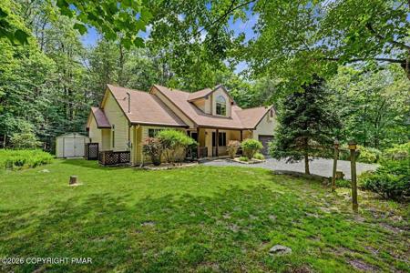 6 Blue Jay Lane