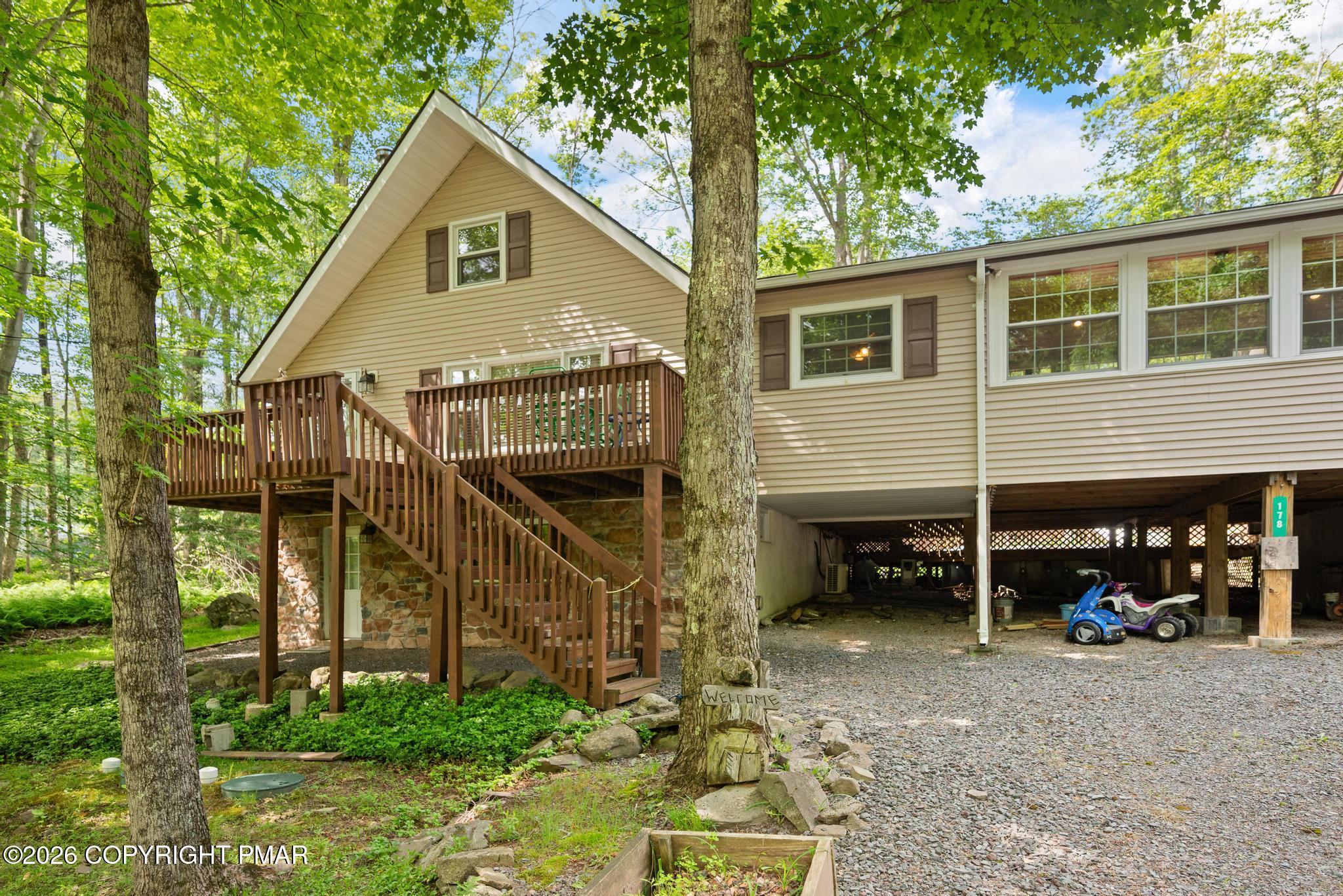 Image 4: Chalet