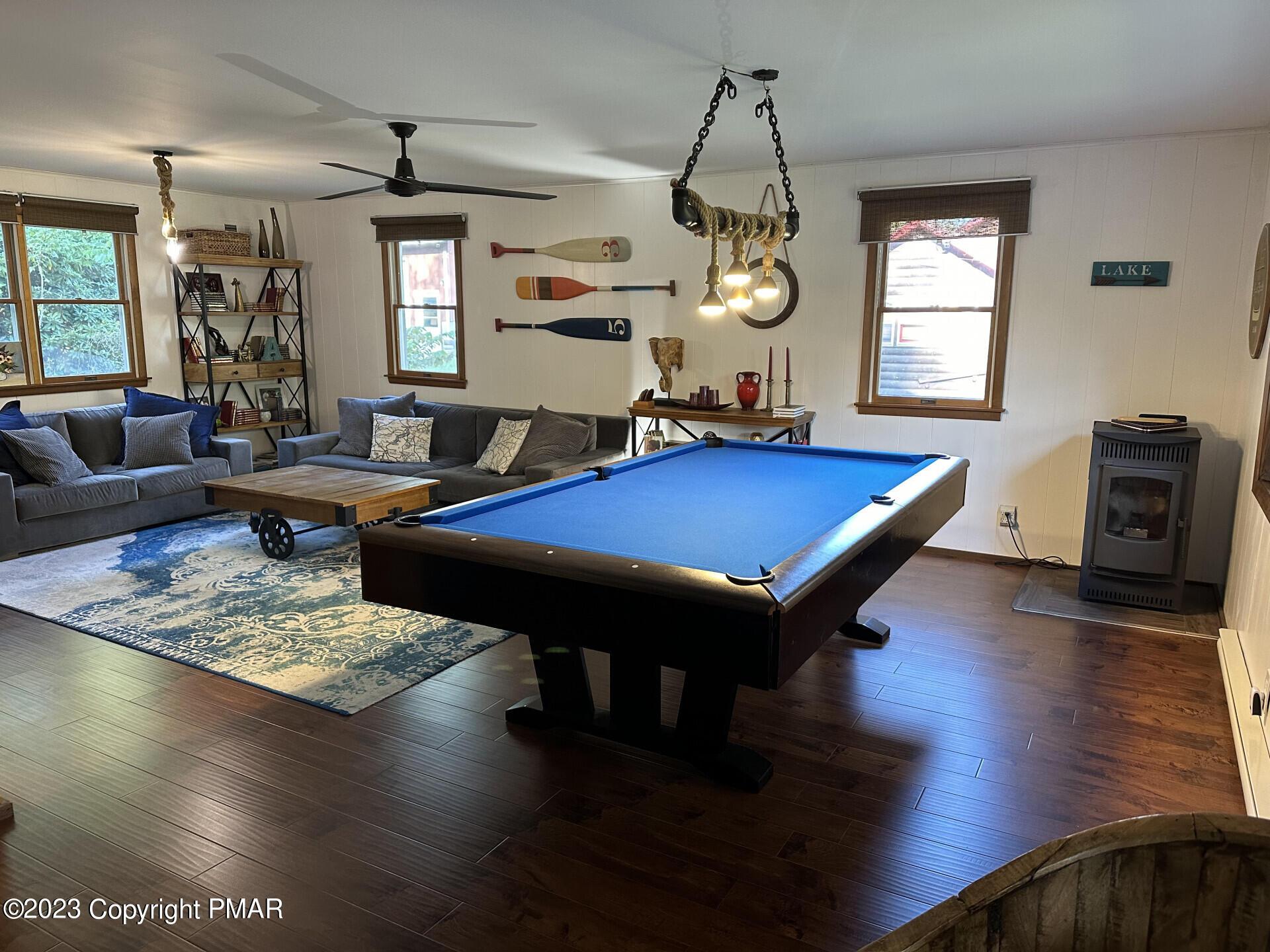 Image 2: 102LakeShoreRoad_35332_2