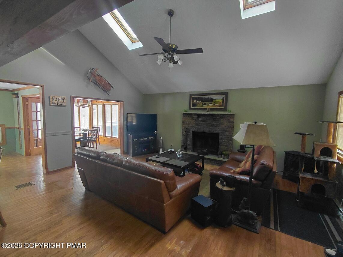 Image 4: 20251206_104902-1