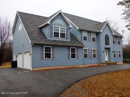 207 Winding Way
