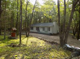 26 Walnut Ln