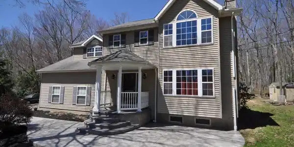 53 Dogwood Dr