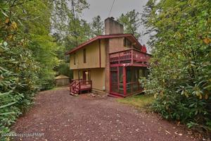 221 Split Rock Ln