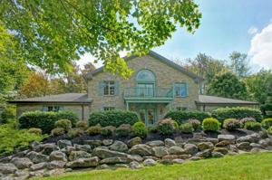 40 Rock Ridge Rd