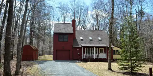 526 Sir Jeoffrey Ct
